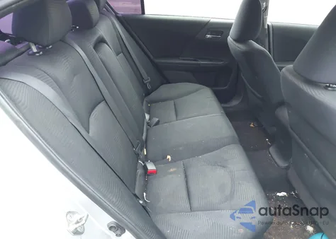 2015 Honda Accord Lx z USA, uszkodzony, nr VIN 1HGCR2F37FA102366